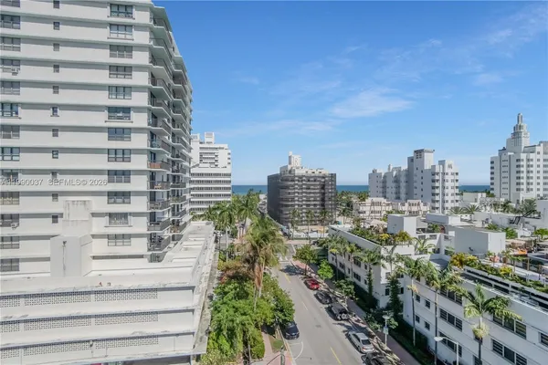 $3,000 | 245 18th Street, Unit 904, Miami Beach, FL 33139