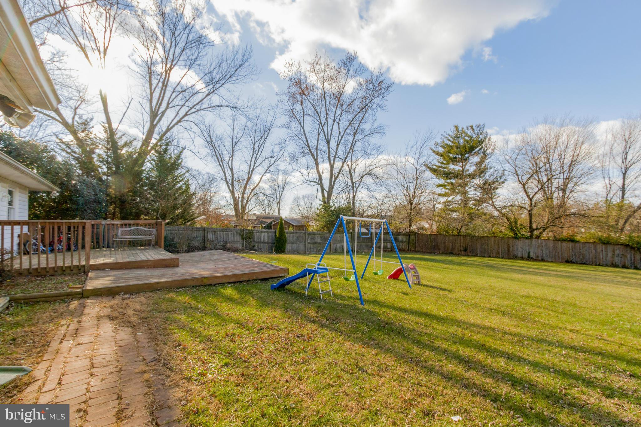 111 North Sycamore Road Sterling, VA 20164 - Photo 21 of 25 Exterior (Rear)