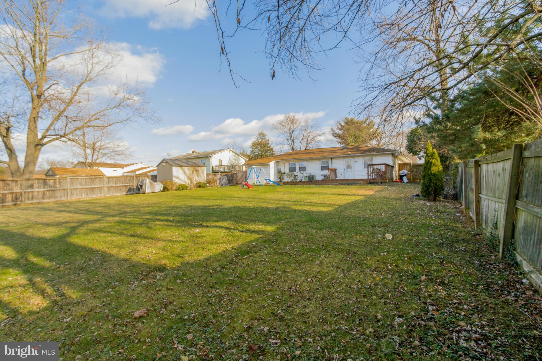111 North Sycamore Road Sterling, VA 20164 - Photo 24 of 25 Exterior (Rear)