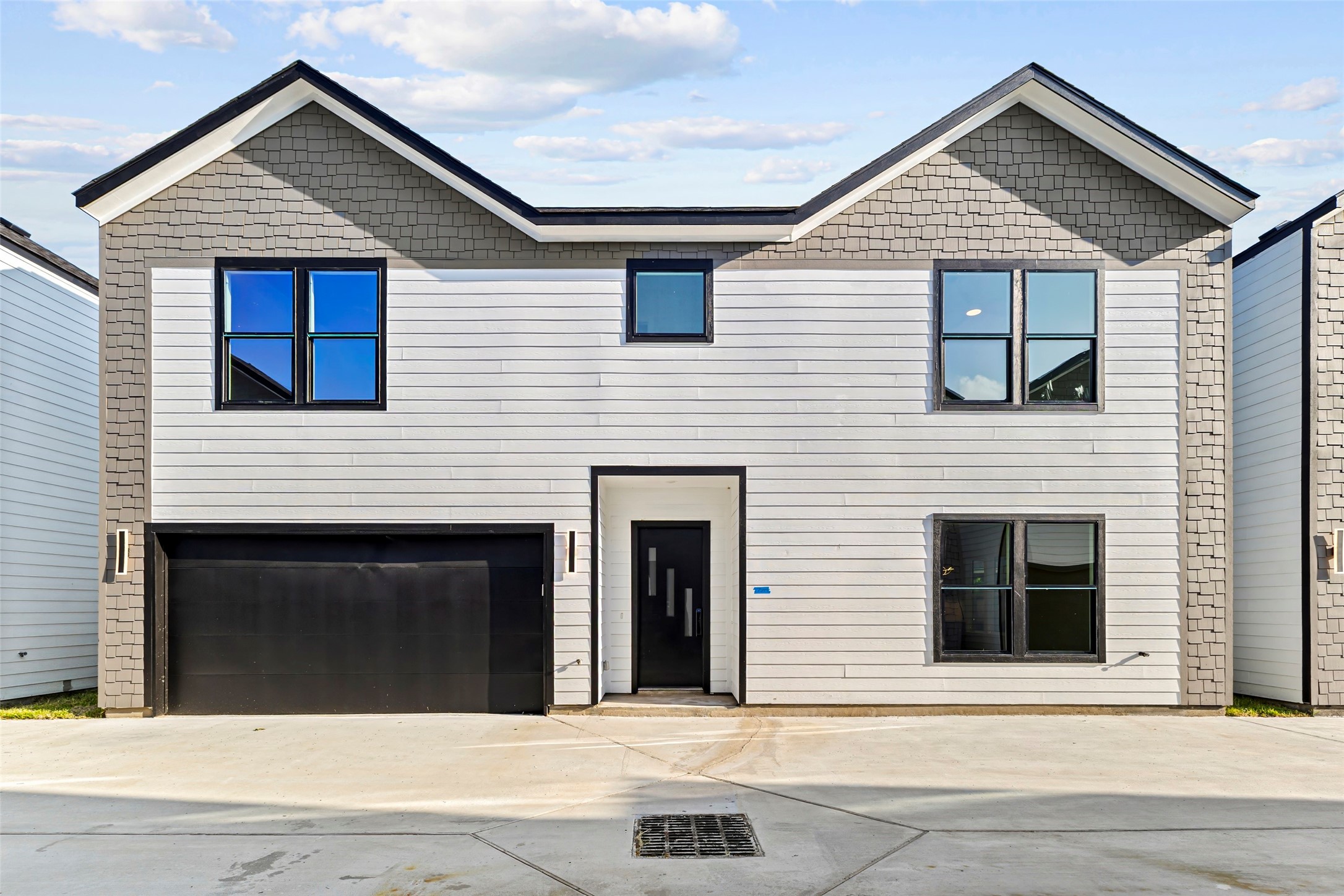 7544 Dyer Street Houston, TX 77088 - Photo 1 of 18