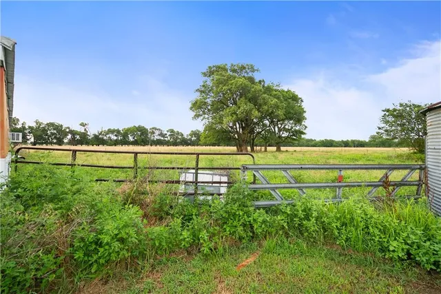 $372,000 | 1015 Ottawa Road, Bartlett, KS 67332