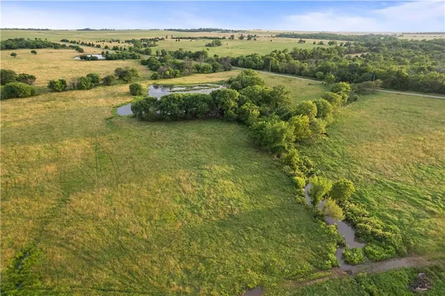 $372,000 | 1015 Ottawa Road, Bartlett, KS 67332
