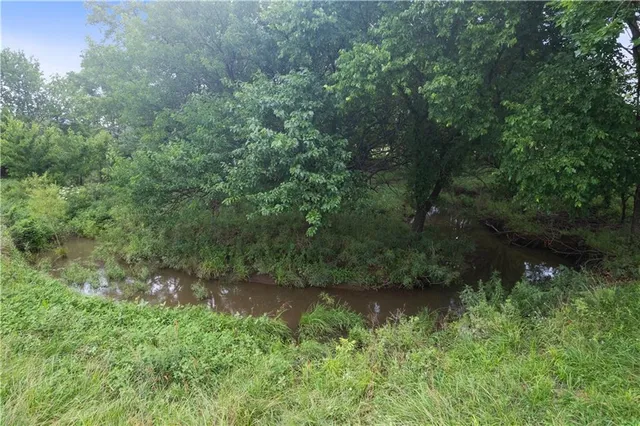 $372,000 | 1015 Ottawa Road, Bartlett, KS 67332