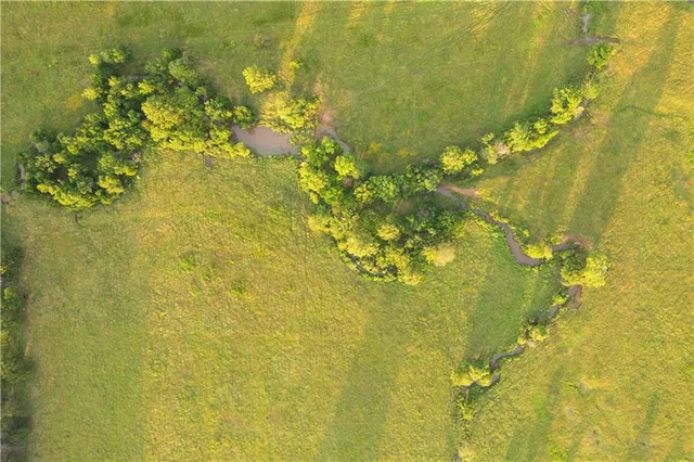 $372,000 | 1015 Ottawa Road, Bartlett, KS 67332