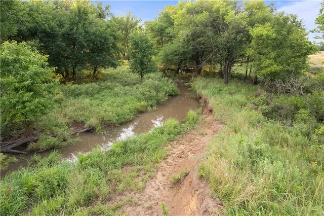$372,000 | 1015 Ottawa Road, Bartlett, KS 67332