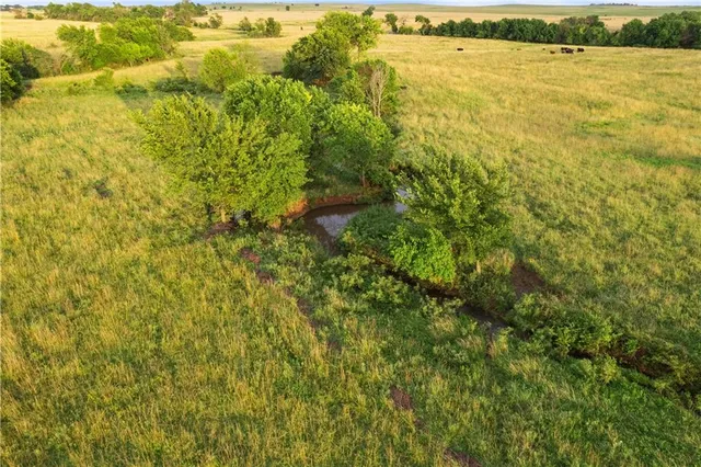 $372,000 | 1015 Ottawa Road, Bartlett, KS 67332