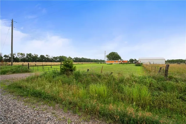 $372,000 | 1015 Ottawa Road, Bartlett, KS 67332