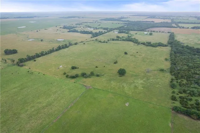 $372,000 | 1015 Ottawa Road, Bartlett, KS 67332