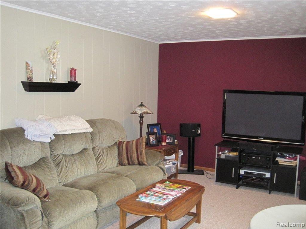 11855 Stoney Ridge Road Brighton, MI 48114 - Photo 15 of 21 Family Room view 2