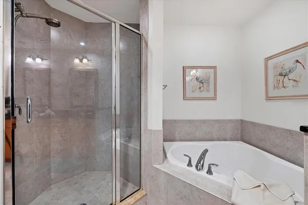 $385,000 | 7710 Lake Vista Court, Unit 205, Lakewood Ranch, FL 34202