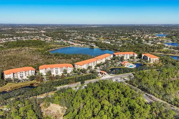 $385,000 | 7710 Lake Vista Court, Unit 205, Lakewood Ranch, FL 34202
