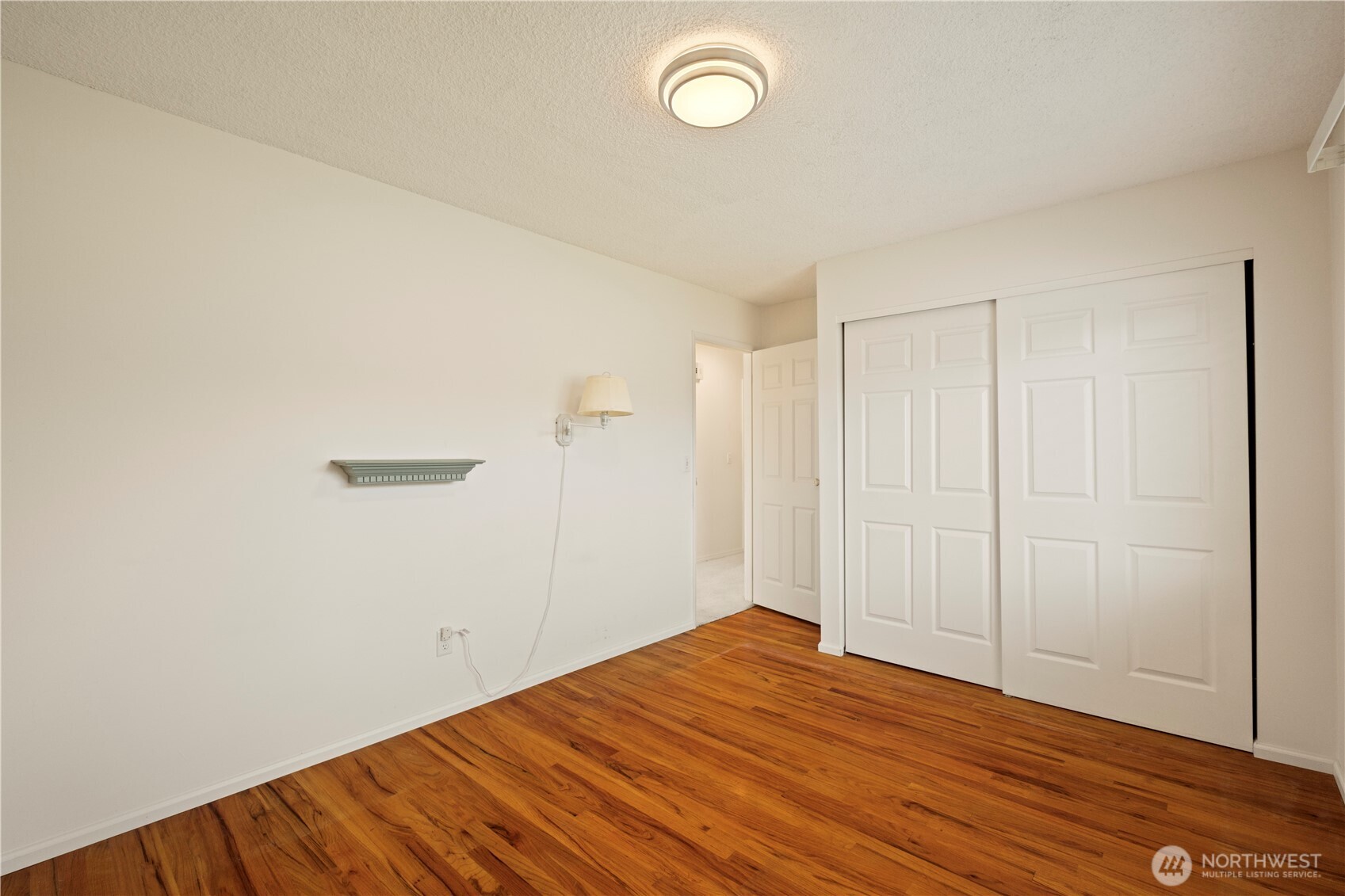 1932 Southeast 17th Court Renton, WA 98055 - Photo 24 of 40 Gallery Image 24