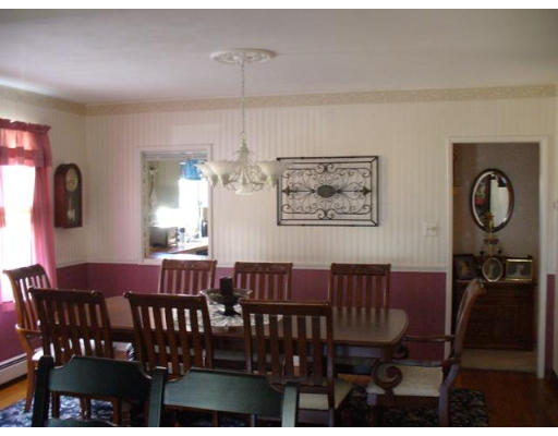 56-58 Calumet Road Holyoke, MA 01040 - Photo 3 of 17 Gallery Image 3