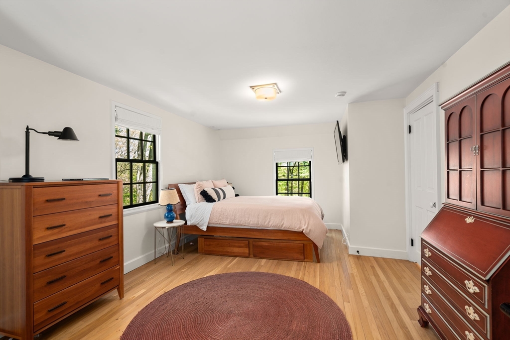 153 Ridgeway Road Weston, MA 02493 - Photo 27 of 42 Gallery Image 27