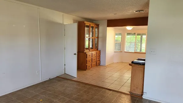 $349,000 | 19215 Hooker Creek Road, Cottonwood, CA 96022