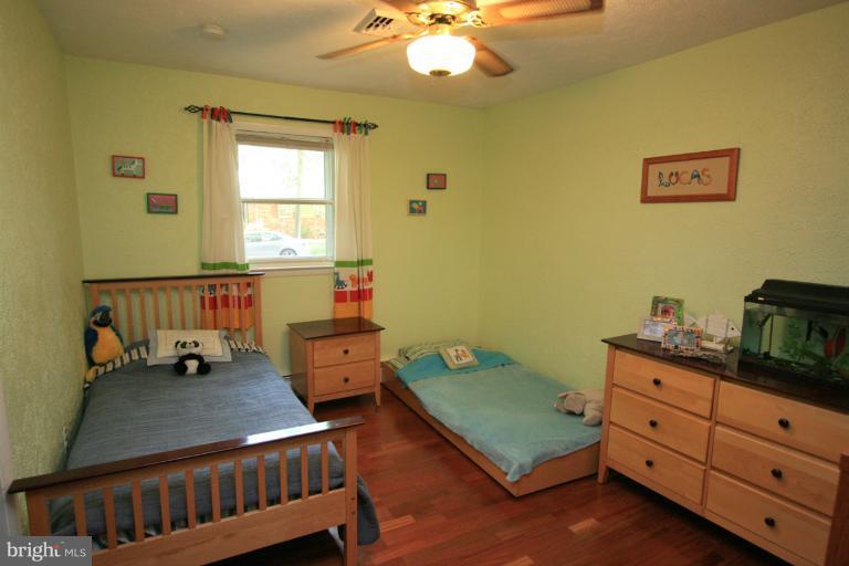1618 Bay Ridge Road Edgewater, MD 21037 - Photo 3 of 28 Bedroom