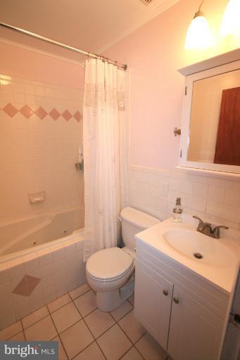 1618 Bay Ridge Road Edgewater, MD 21037 - Photo 24 of 28 Bath (Master)