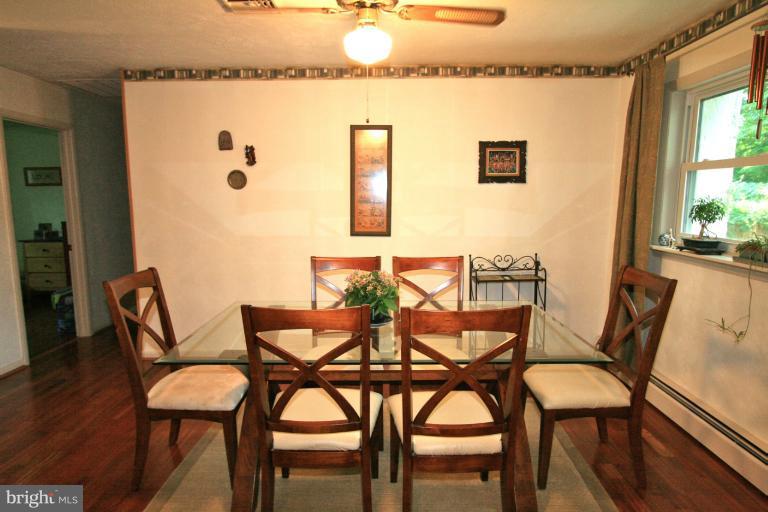 1618 Bay Ridge Road Edgewater, MD 21037 - Photo 27 of 28 Dining Room
