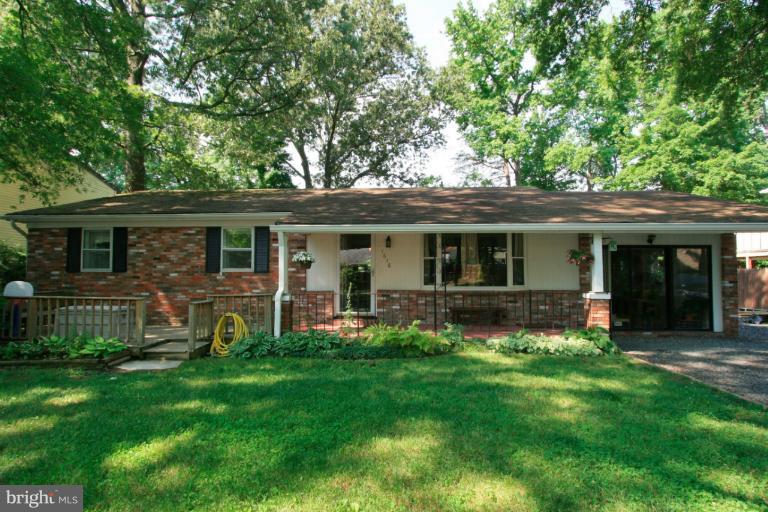 1618 Bay Ridge Road Edgewater, MD 21037 - Photo 28 of 28 Exterior (Front)