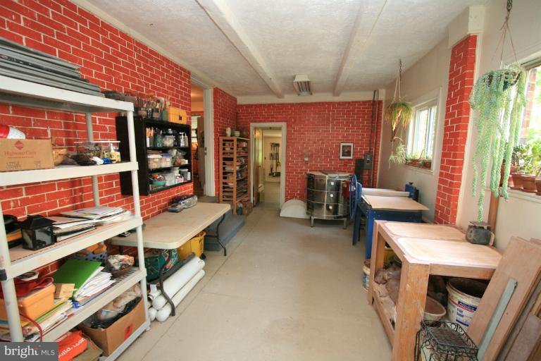 1618 Bay Ridge Road Edgewater, MD 21037 - Photo 4 of 28 Interior (General)