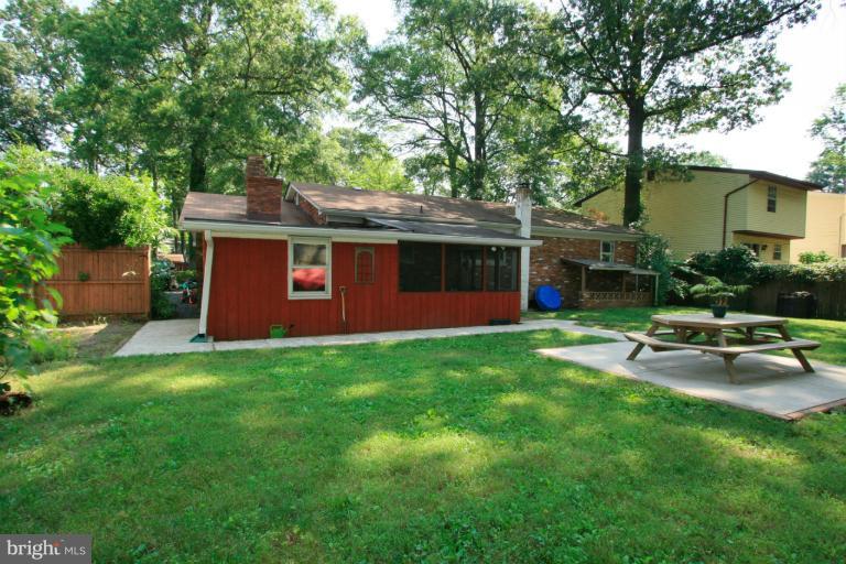 1618 Bay Ridge Road Edgewater, MD 21037 - Photo 10 of 28 Exterior (Rear)