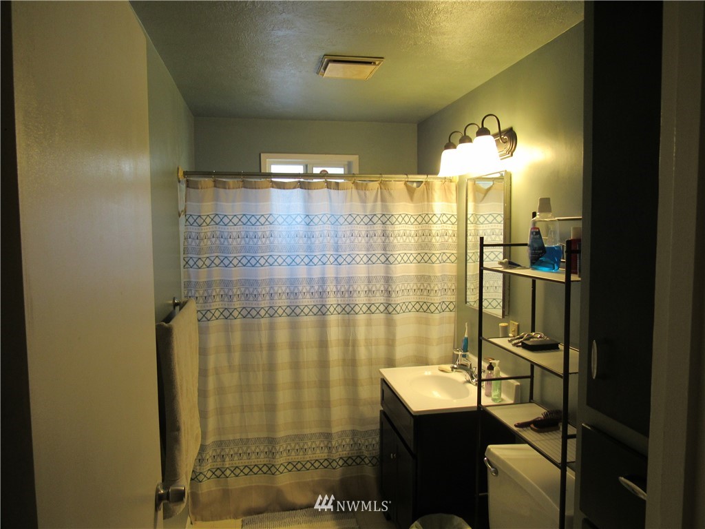 314 North Dale Road Moses Lake, WA 98837 - Photo 9 of 23 Gallery Image 9
