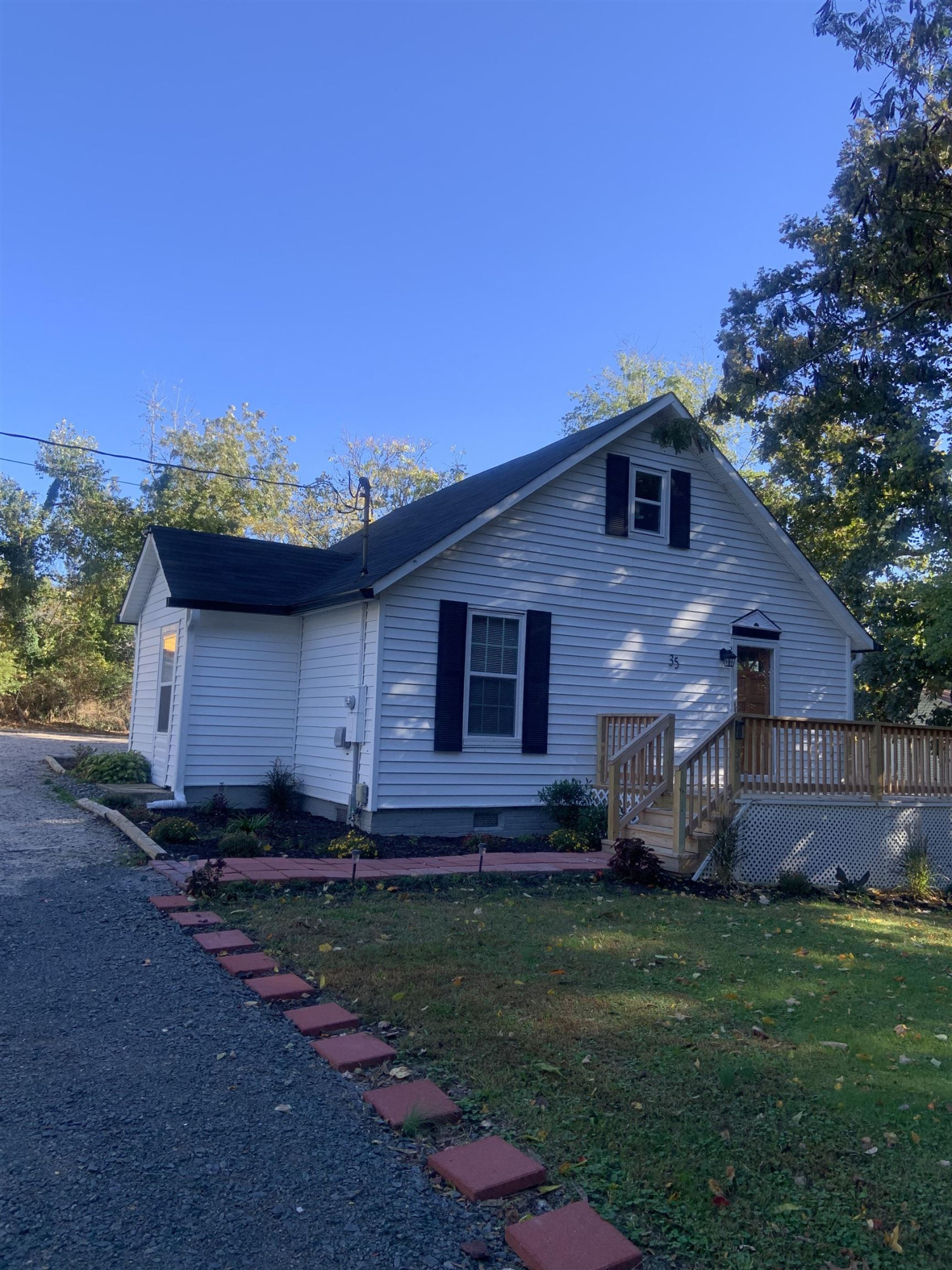 35 Main Circle Roxboro, NC 27573 - Photo 2 of 16 Photo 2