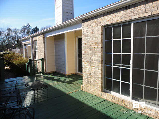 21 Stonebridge Court Mobile, AL 36608 - Photo 3 of 21 Side Deck