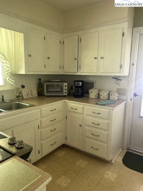 950 Campbell Road Warrensville, NC 28693 - Photo 3 of 15 Gallery Image 3