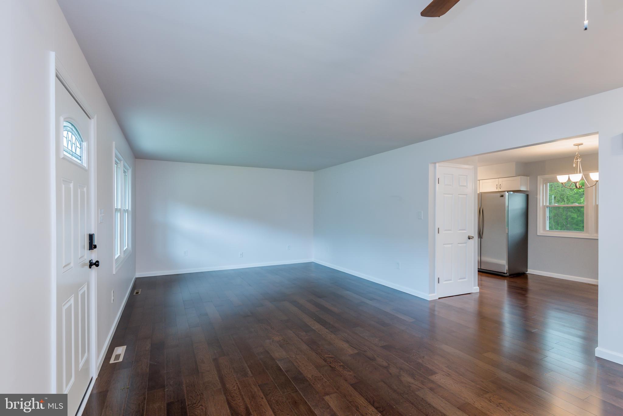 522 Pleasant View Road Hummelstown, PA 17036 - Photo 4 of 19 Gallery Image 4