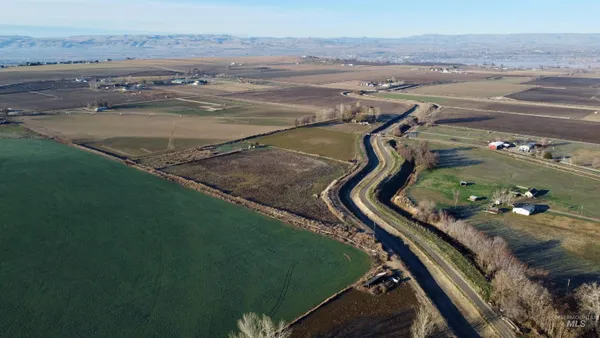 $435,000 | 23740 Boehner Road, Wilder, ID 83676