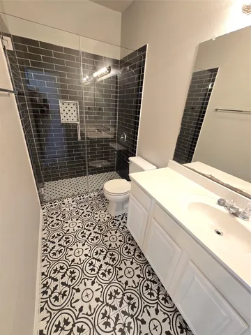 $1,675 | 7509 Lazy Creek Drive, Unit B, Austin, TX 78724