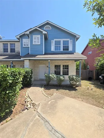 $1,675 | 7509 Lazy Creek Drive, Unit B, Austin, TX 78724