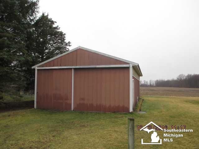 9307 Exeter Road Carleton, MI 48117 - Photo 3 of 3 21120361-2.JPG