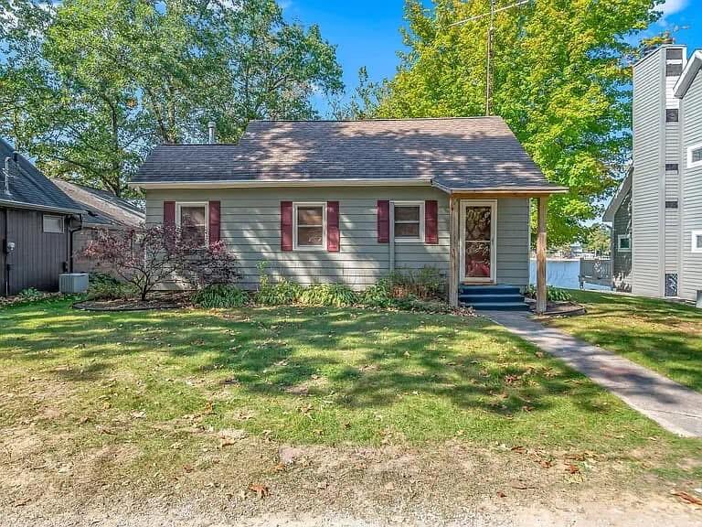 814 Shawnee Beach Road Bronson, MI 49028 - Photo 3 of 35 IMG_8279