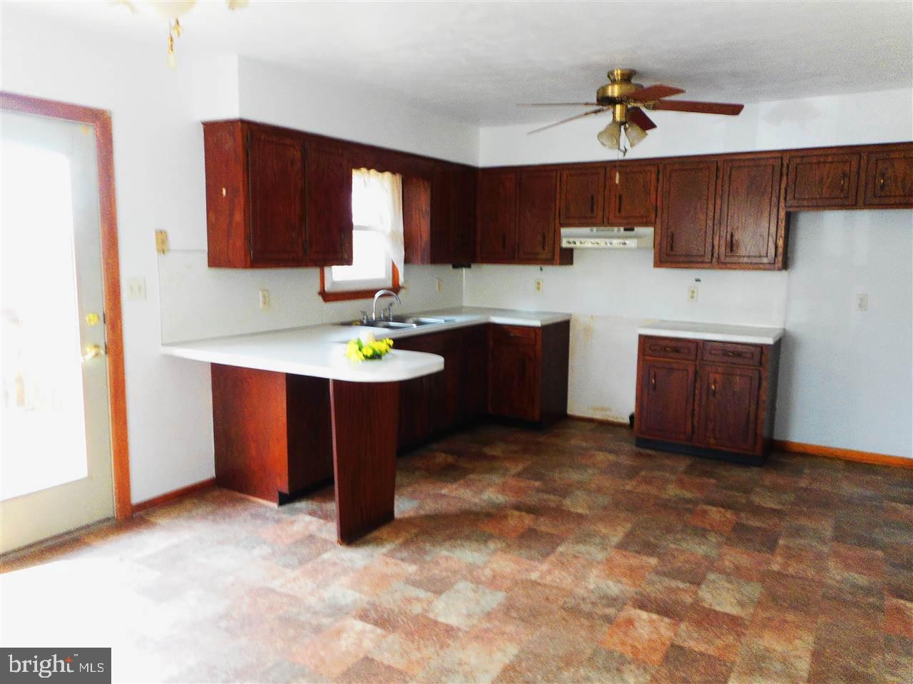 2295 Grandview Road Hanover, PA 17331 - Photo 7 of 10