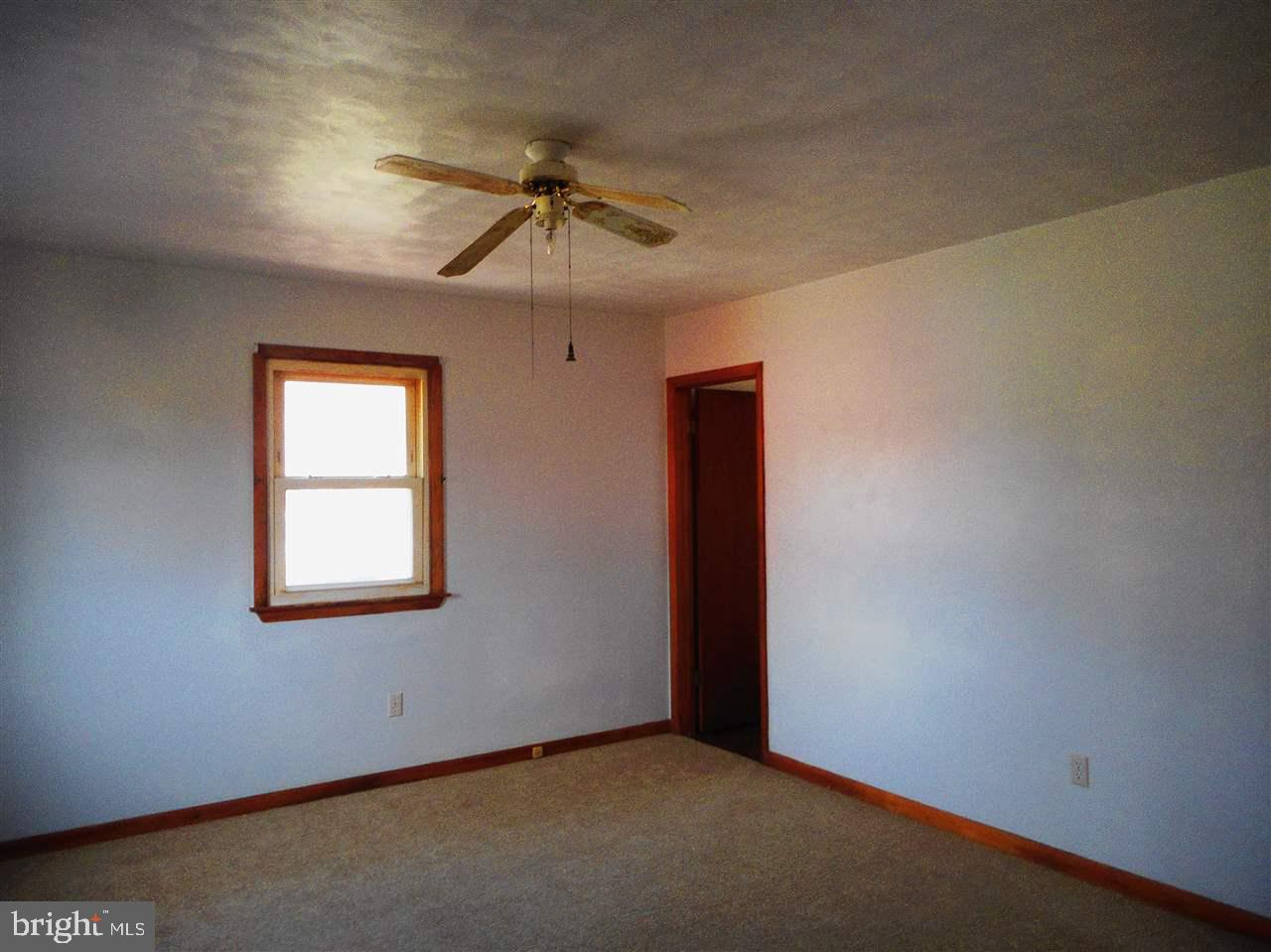 2295 Grandview Road Hanover, PA 17331 - Photo 8 of 10