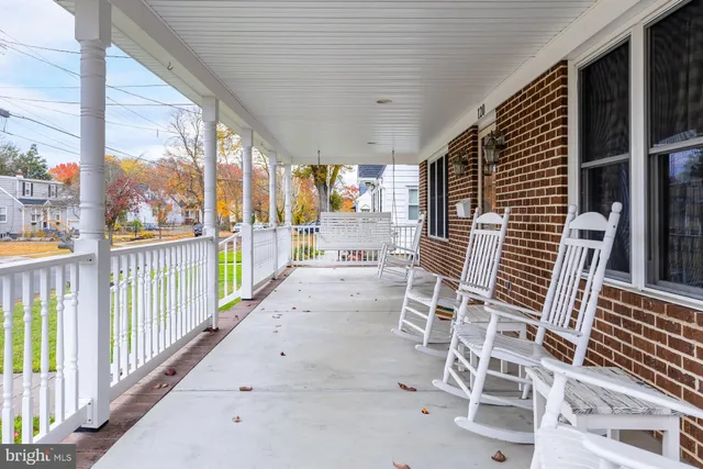 a view of an entryway with staircase