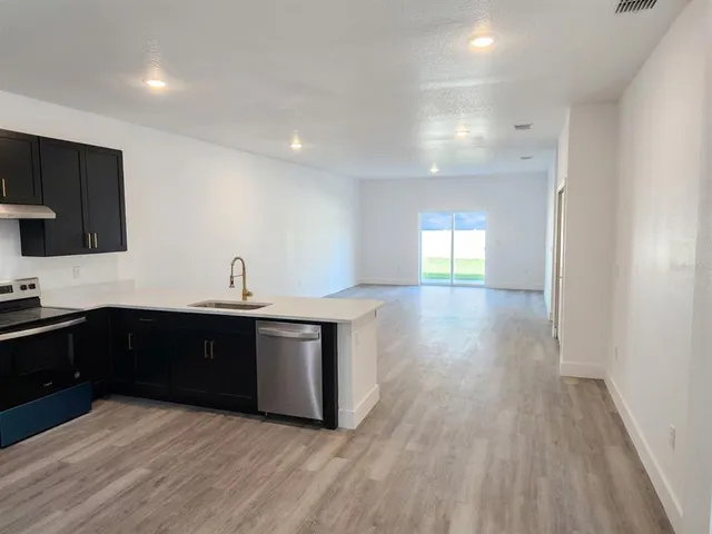 $1,950 | 109 Doctor Martin Luther King Junior Boulevard, Unit A, Lake Wales, FL 33853