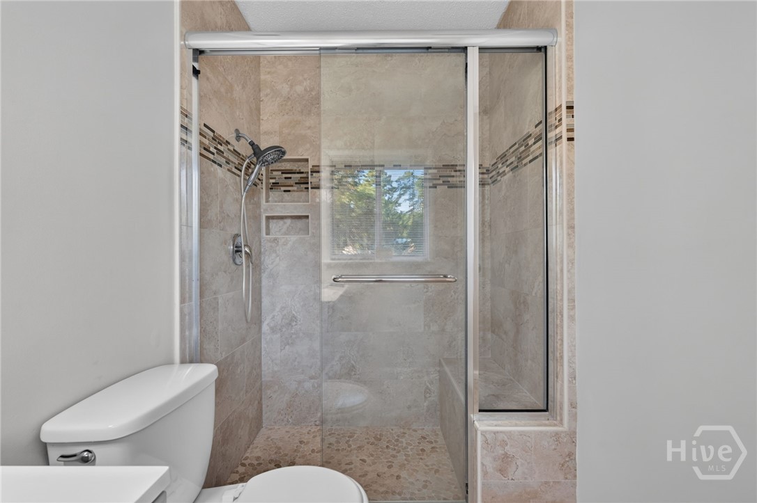 116 Middleton Drive Rincon, GA 31326 - Photo 22 of 35 Primary Ensuite