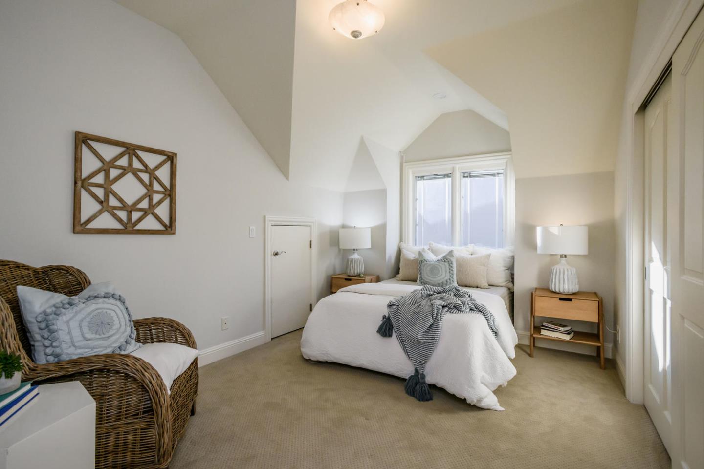 840 Newhall Road Burlingame, CA 94010 - Photo 30 of 41 a bedroom with bed and a window