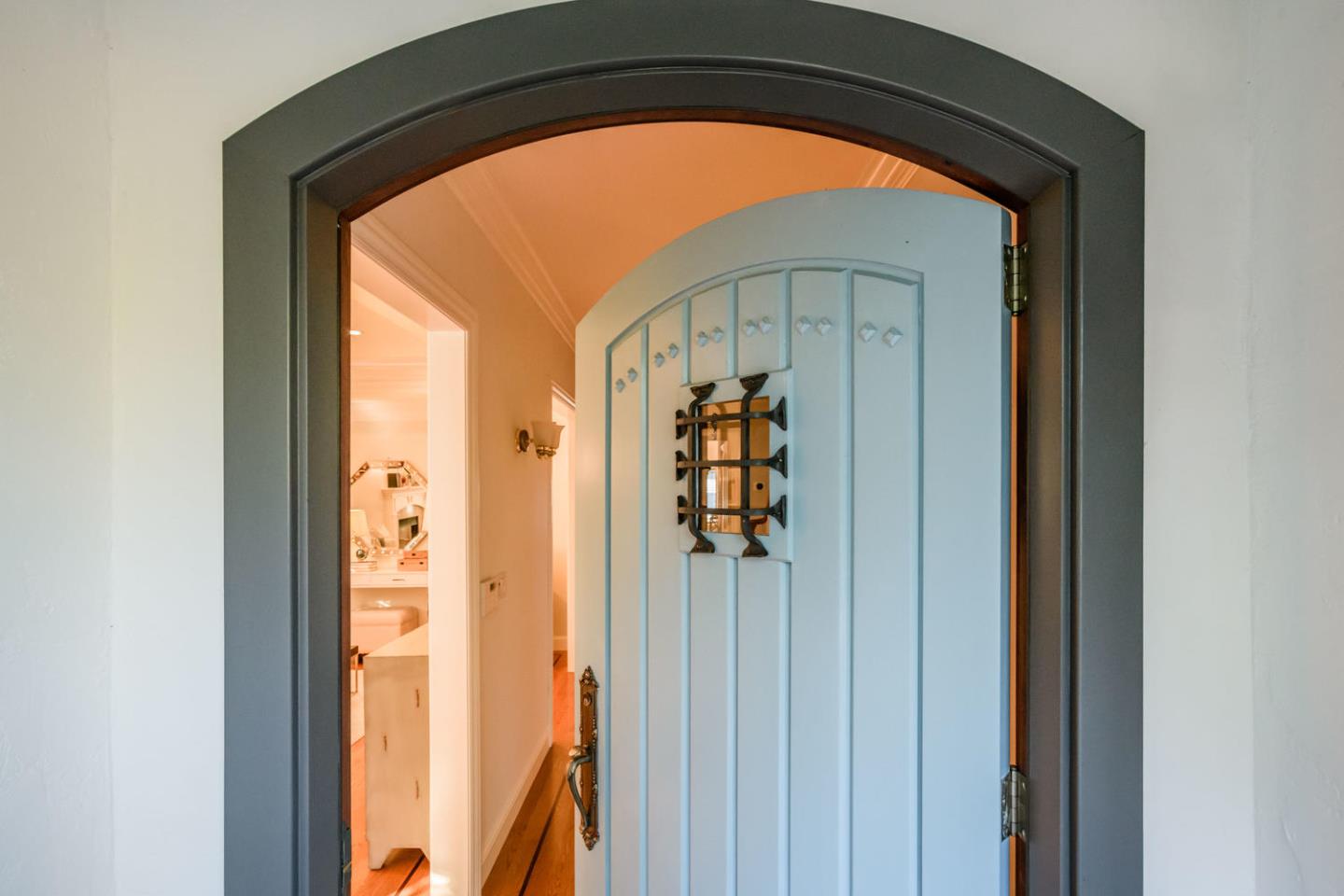 840 Newhall Road Burlingame, CA 94010 - Photo 3 of 41 a view of front door