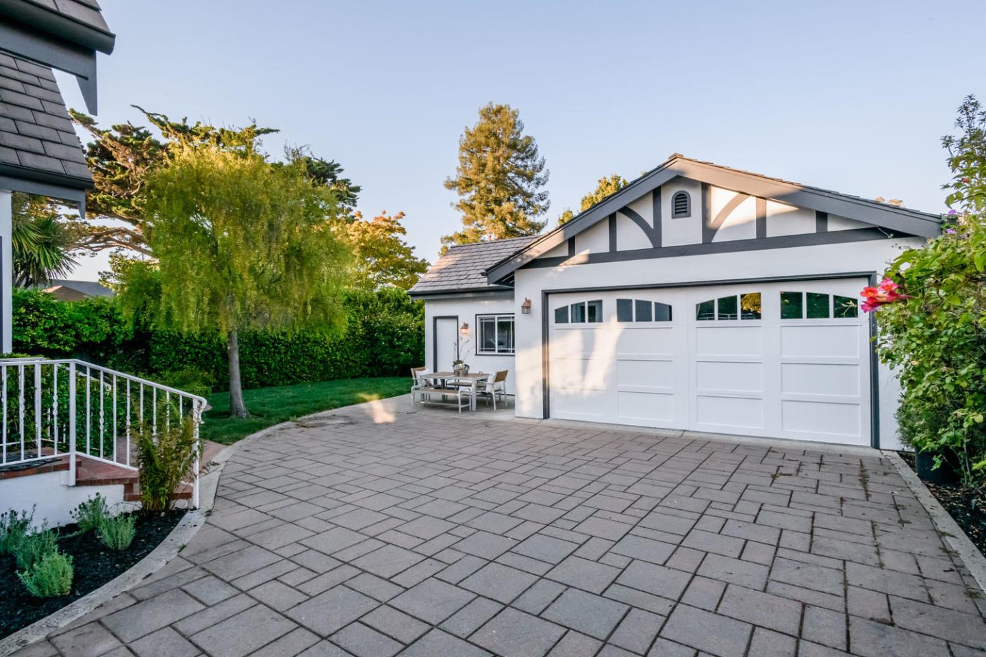 840 Newhall Road Burlingame, CA 94010 - Photo 39 of 41 a view of a house with a yard