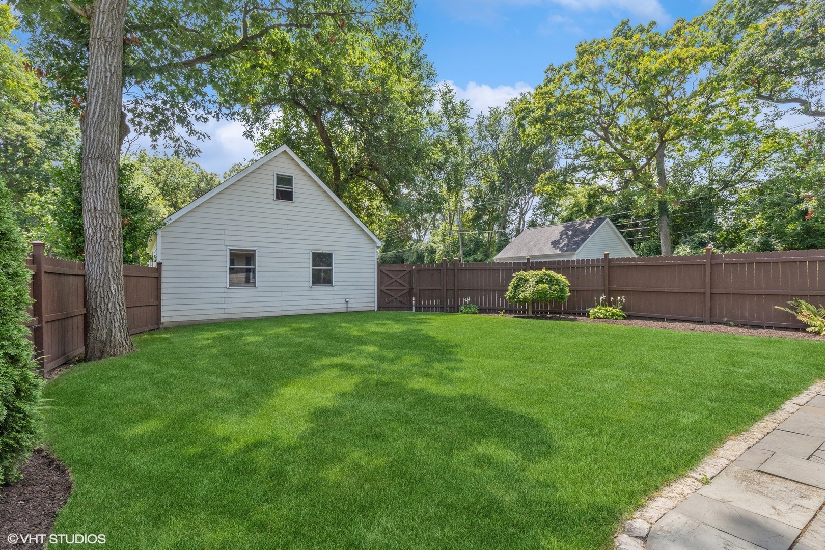 369 East Illinois Road Lake Forest, IL 60045 - Photo 14 of 16 Gallery Image 14