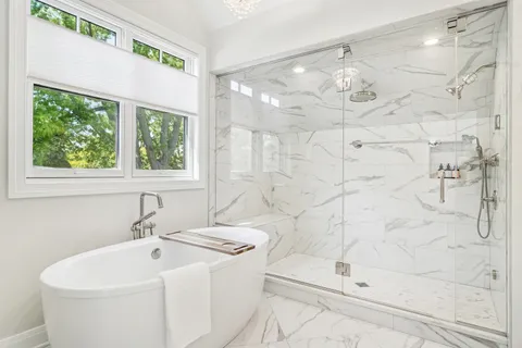 $1,250,000 | 302 East Hillside Avenue, Barrington, IL 60010