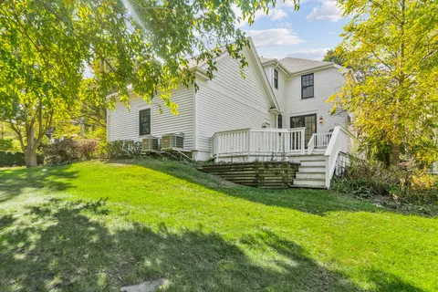$1,250,000 | 302 East Hillside Avenue, Barrington, IL 60010