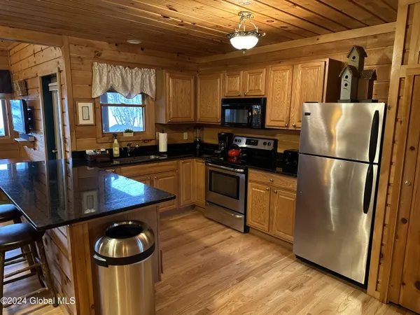 $19,900 | 3210 Lake Shore Drive, Unit 27 INTERVAL 2, Lake George, NY 12845