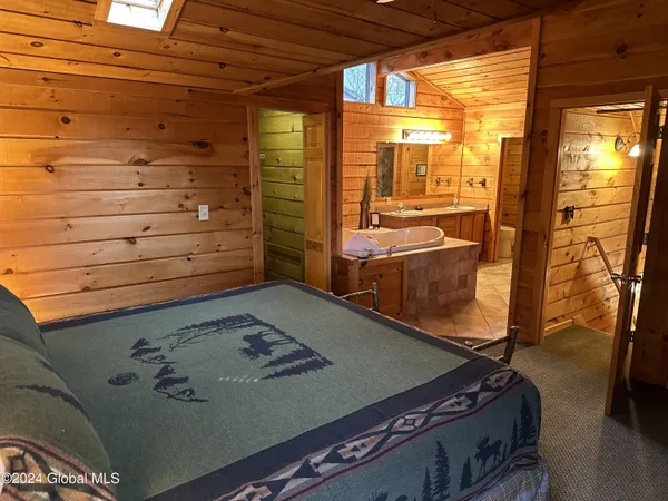 $19,900 | 3210 Lake Shore Drive, Unit 27 INTERVAL 2, Lake George, NY 12845