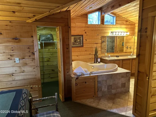 $19,900 | 3210 Lake Shore Drive, Unit 27 INTERVAL 2, Lake George, NY 12845