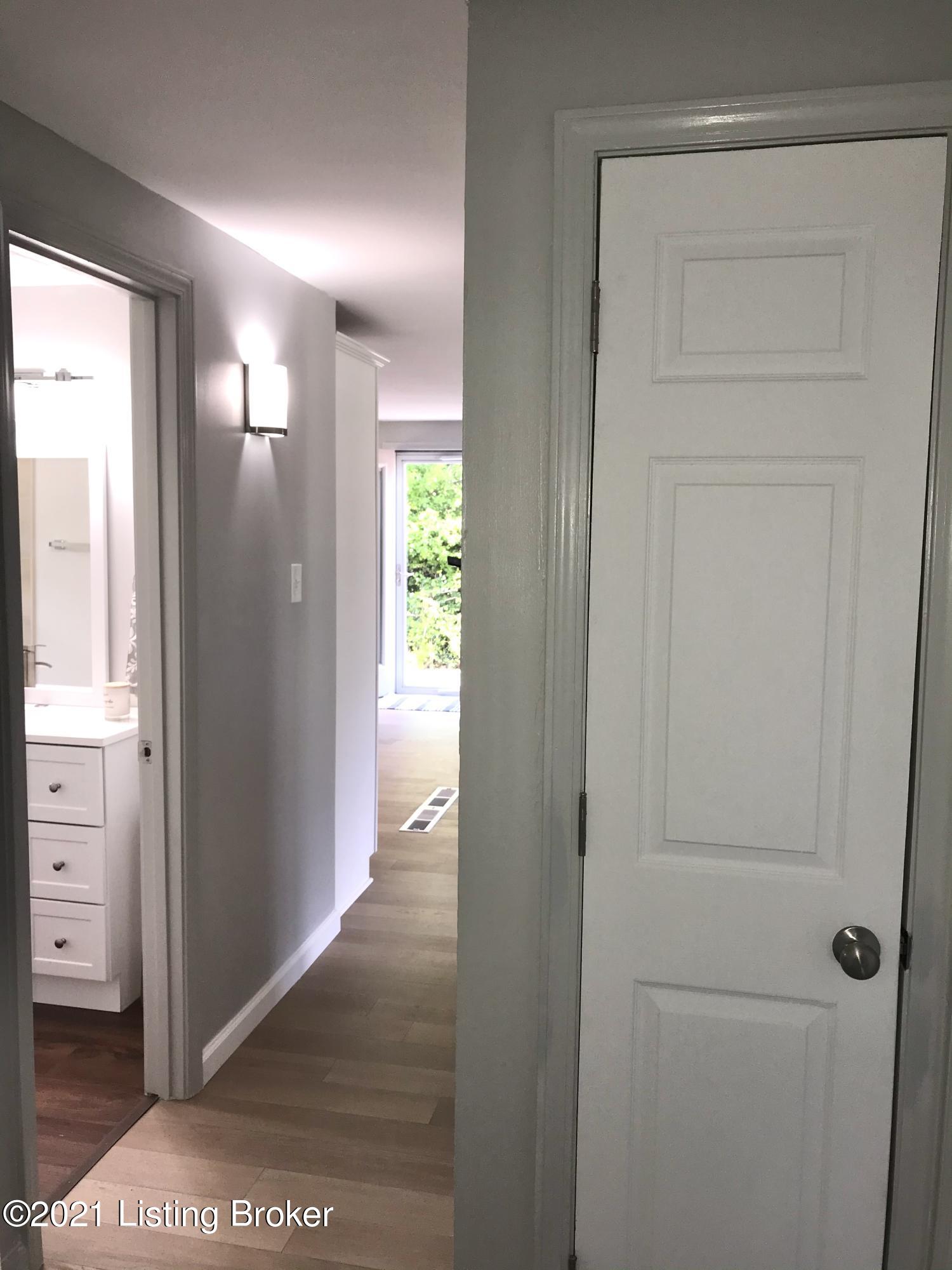 5108 Red Fern Road Louisville, KY 40218 - Photo 16 of 34 4769DDA7-7533-4E2E-814B-844E4018305A